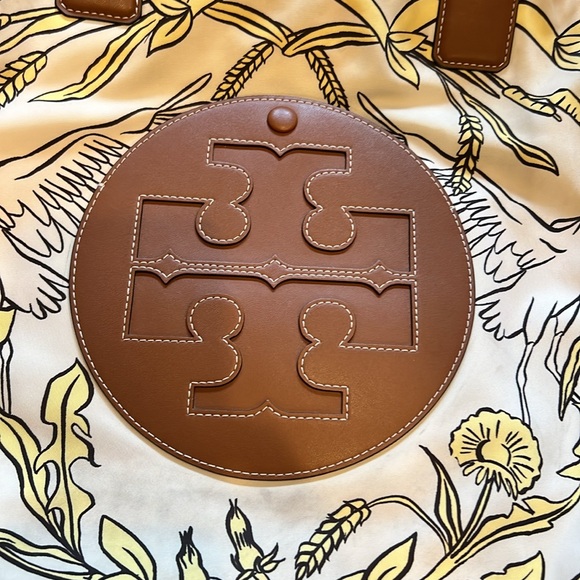 SOLD-Tory Burch Ella printed tote- morning crane - Picture 2 of 9